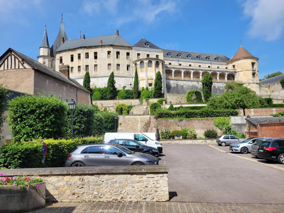 Appartement Avec Terrasse Gaillon Kültér fotó