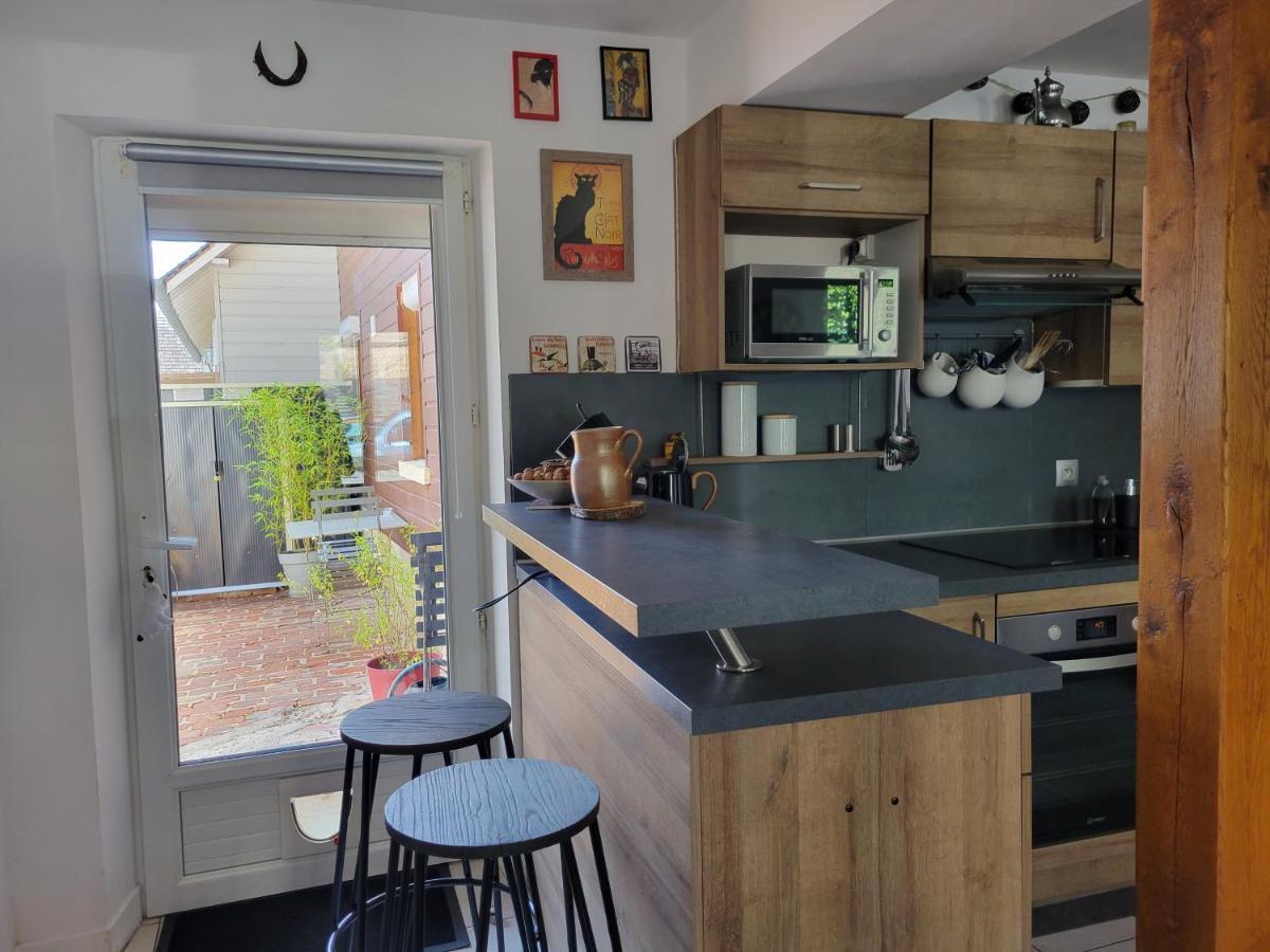 Appartement Avec Terrasse Gaillon Kültér fotó