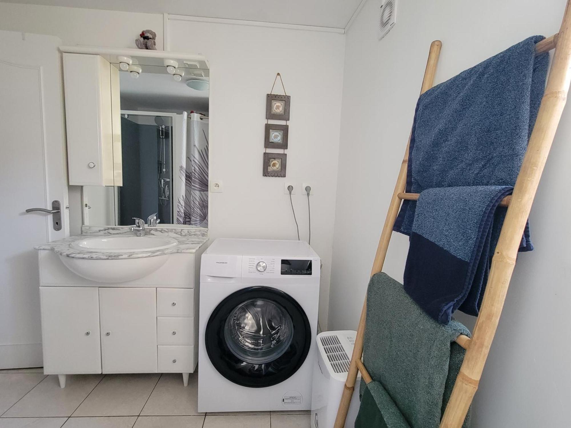 Appartement Avec Terrasse Gaillon Kültér fotó
